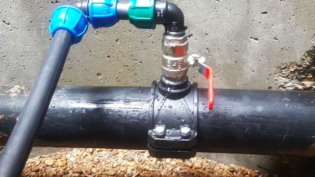    Миллионы рублей за воду: НКС выявили незаконную врезку в водовод