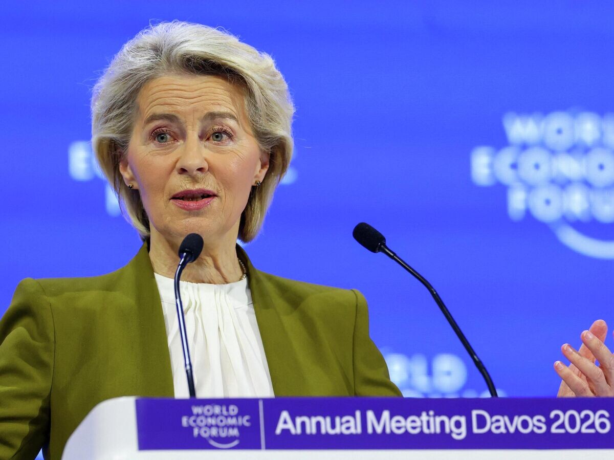    Глава Еврокомиссии Урсула фон дер Ляйен во время выступления в Давосе | © REUTERS / Denis Balibouse
