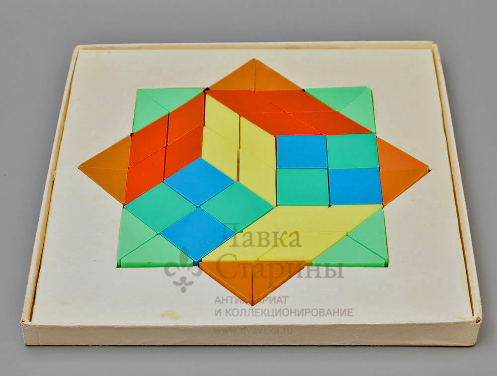 Детская настольная игра «Геометрическая мозаика», пластик, СССР, 1965 г.  