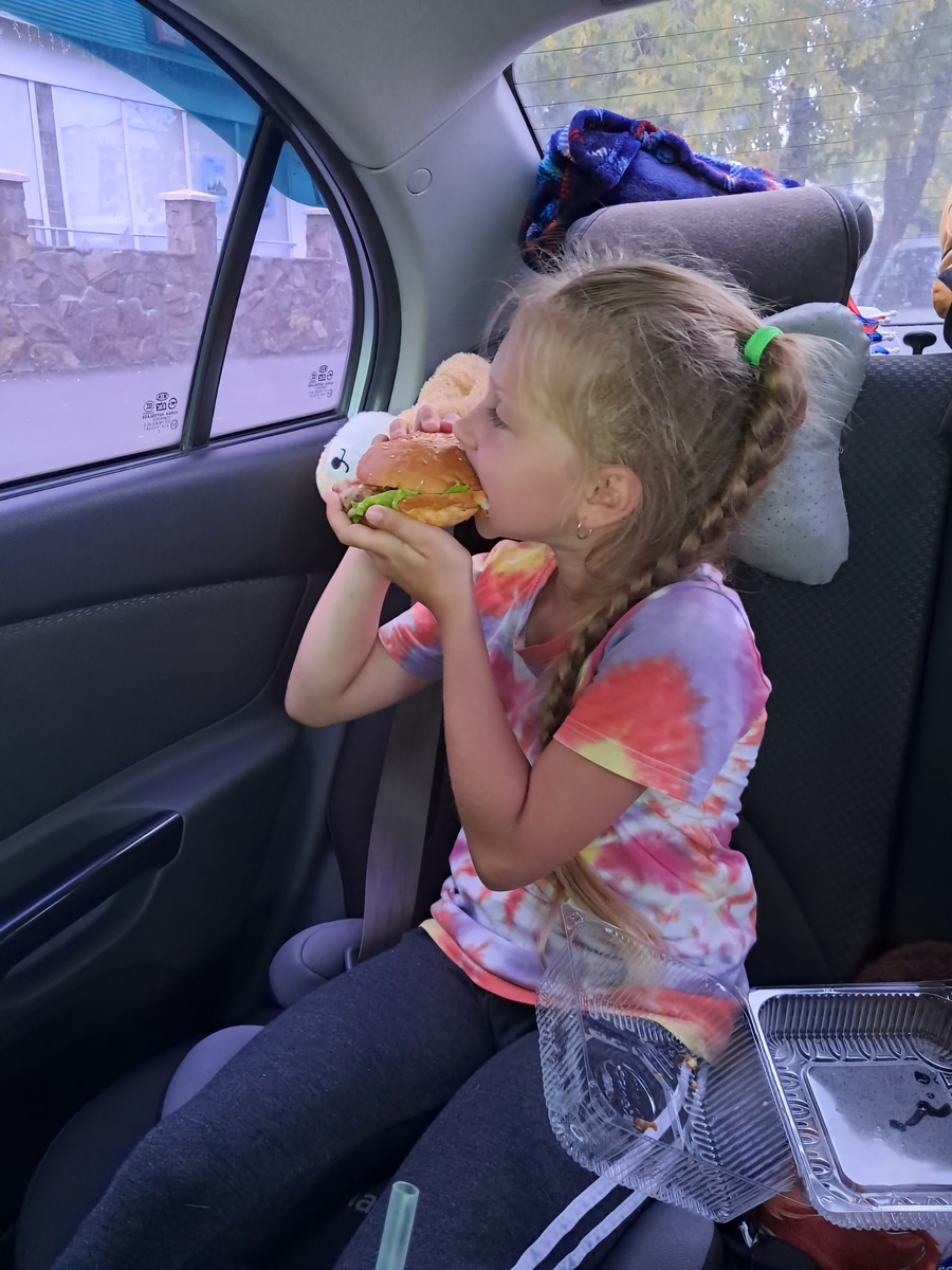 Бизнес ланч в авто 😀