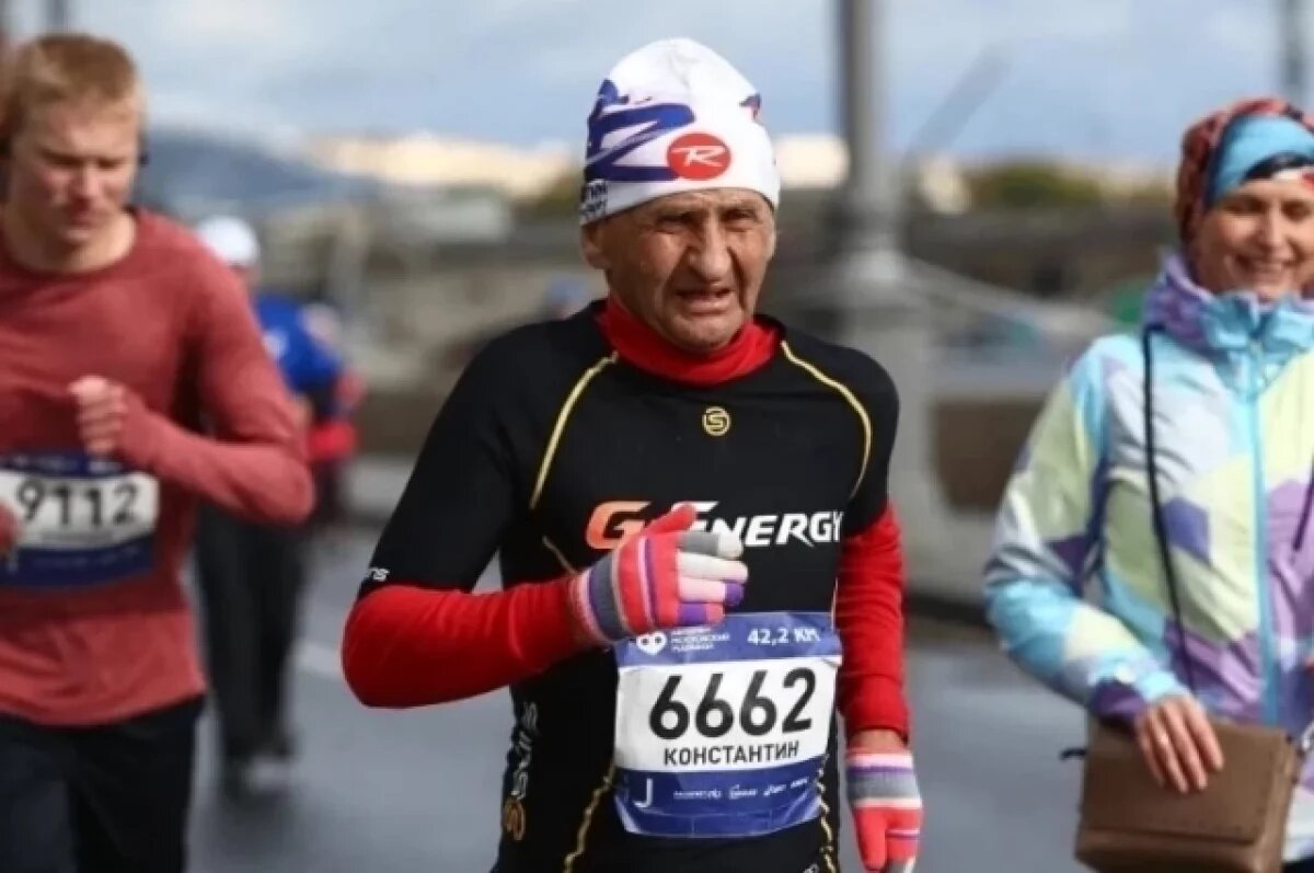    Марафонец Константин Горохов.