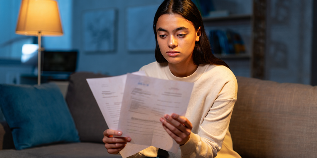 —Удобно устроилась! Моя квартира вдруг стала «нашей»? Нет, дорогая, благотворительность закрыта