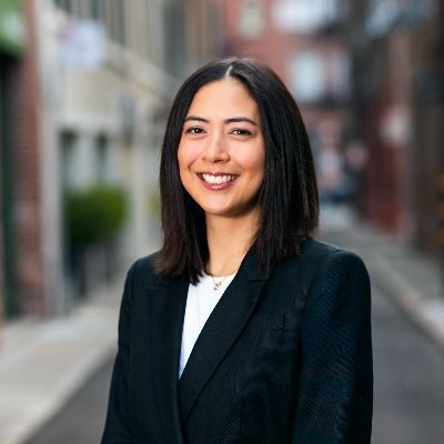 Моника Лонг