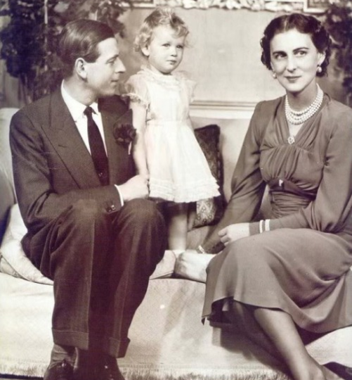 «Принцесса Александра Кентская: жизнь и судьба двоюродной сестры Елизаветы II»