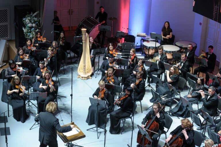    В Оренбурге впервые пройдёт зимний музыкальный фестиваль Полина Кузаева