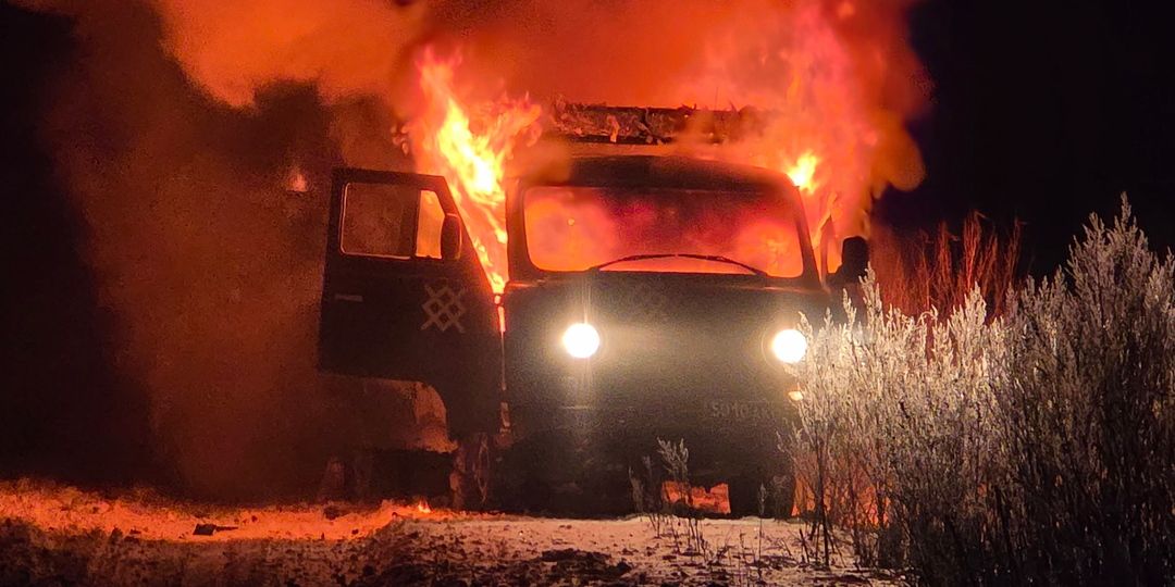 В машине сгорело оборудование... Ребята очень просят о помощи. 🙏