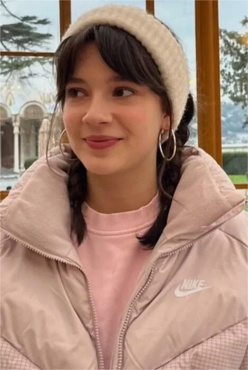 Фото из открытых источников интернета. Мине Демирташ