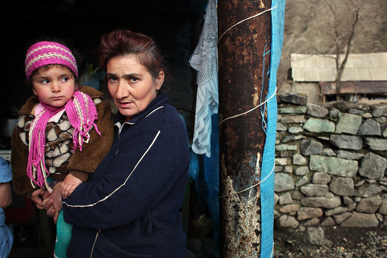    Миллионы простых граждан Армении работают в основном только ради того, чтобы закрывать самые минимальные потребности. Фото: Abbie Trayler – Smith/ Panos