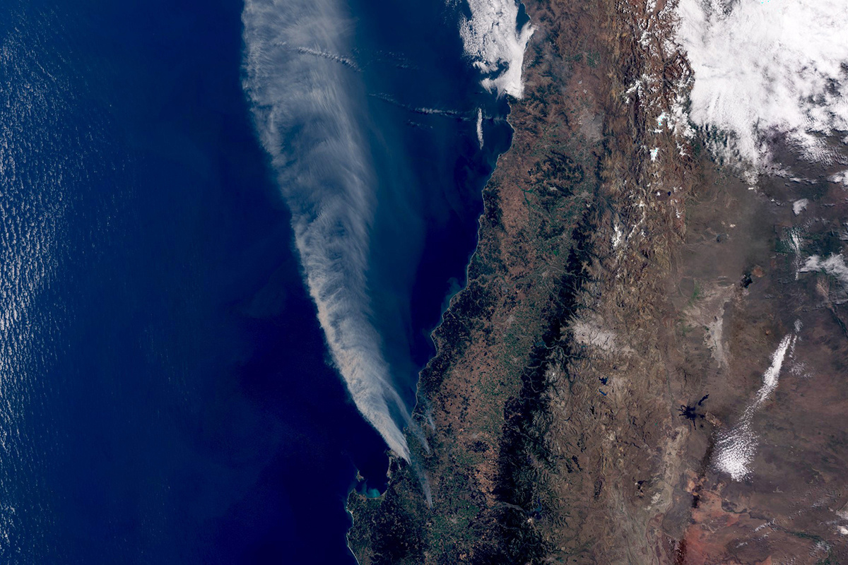 EUMETSAT 2026📷Спутниковый снимок дыма от крупных лесных пожаров в Чили