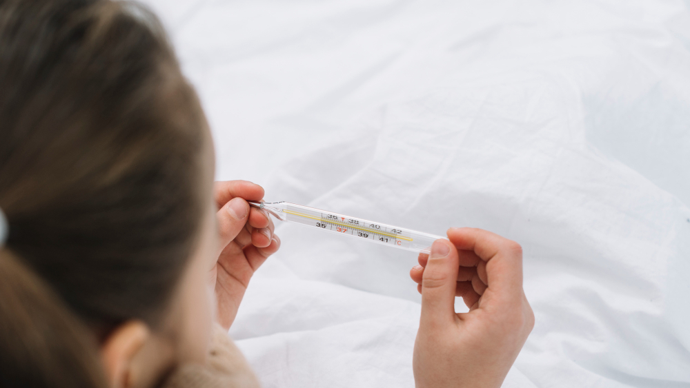    "Симптомы гонконгского гриппа. Фото: freepik.com"