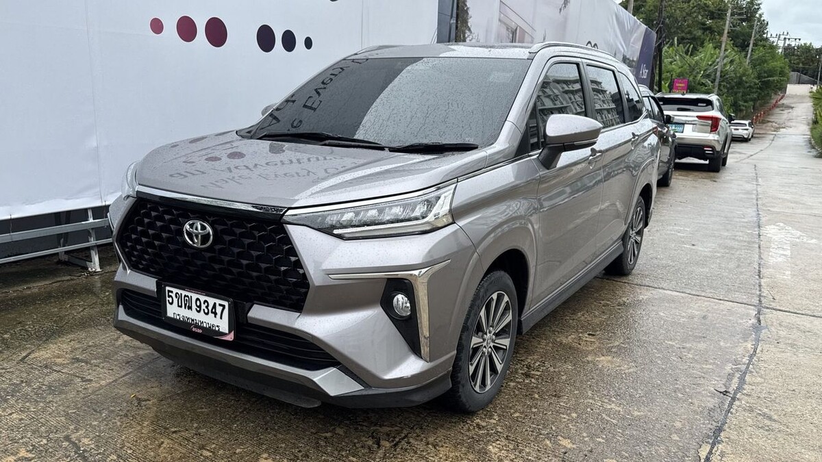    Toyota Veloz. Фото Иван Бахарев / «Автоновости дня»