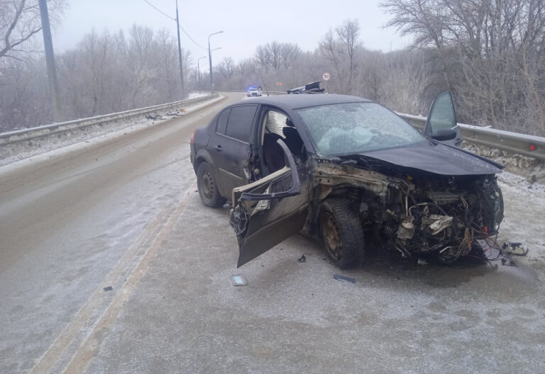    Два человека погибли в лобовом ДТП под Илеком Оренбуржье