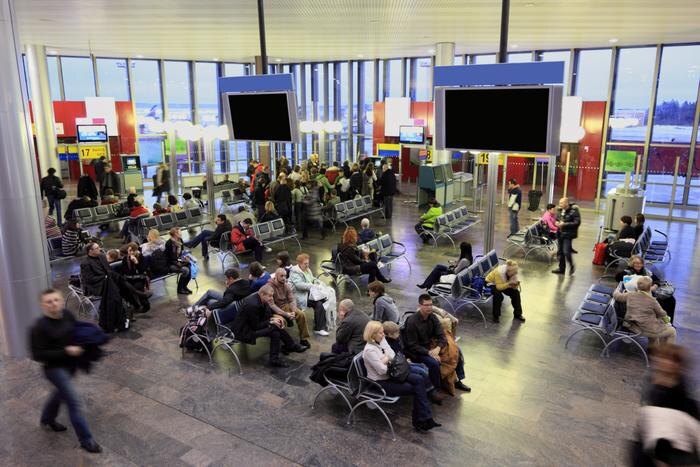 Обложка © Shutterstock / FOTODOM / Pavel L Photo and Video