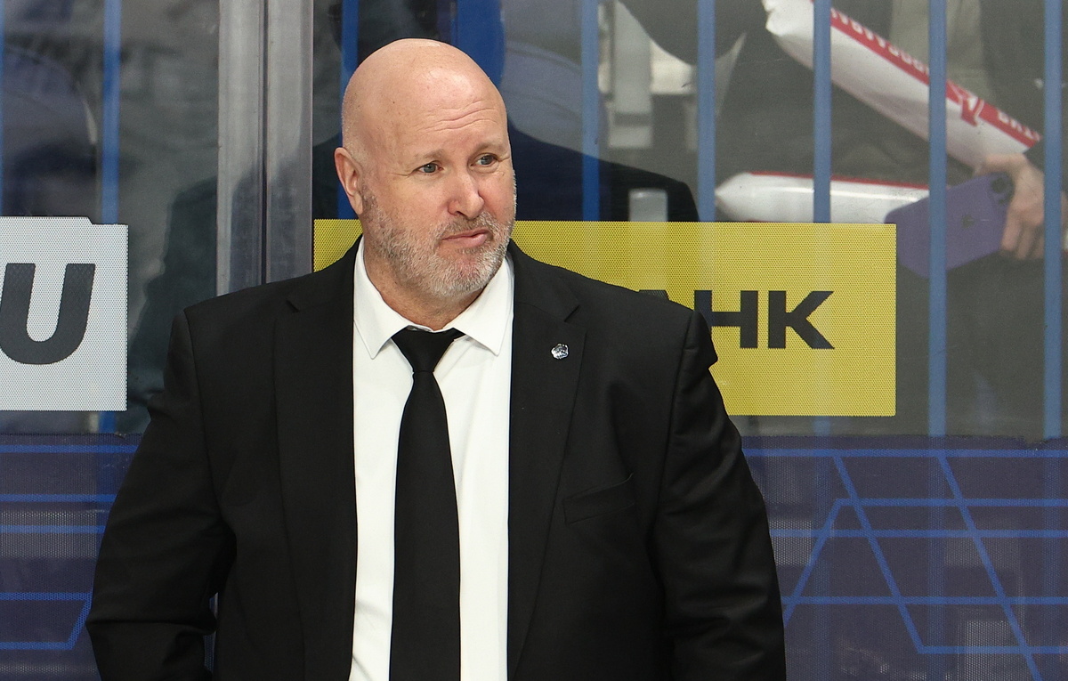    Главный тренер "Цуга" Бенуа Гру   Александр Щербак/ТАСС