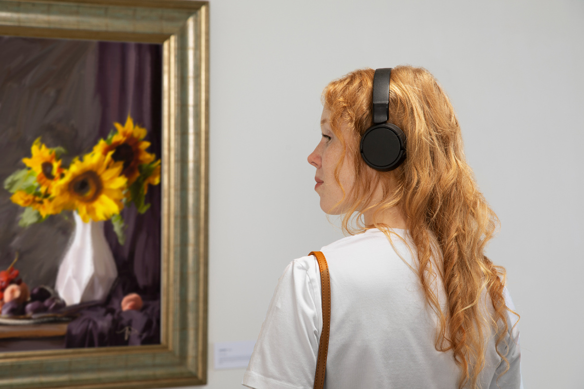 Экспериментальные подтверждения долгосрочного позитивного влияния культуры и искусства на психическое здоровье человека заставили многие страны расширить бесплатные и льготные программы посещения этих культурных пространств. Фото: www.freepik.com