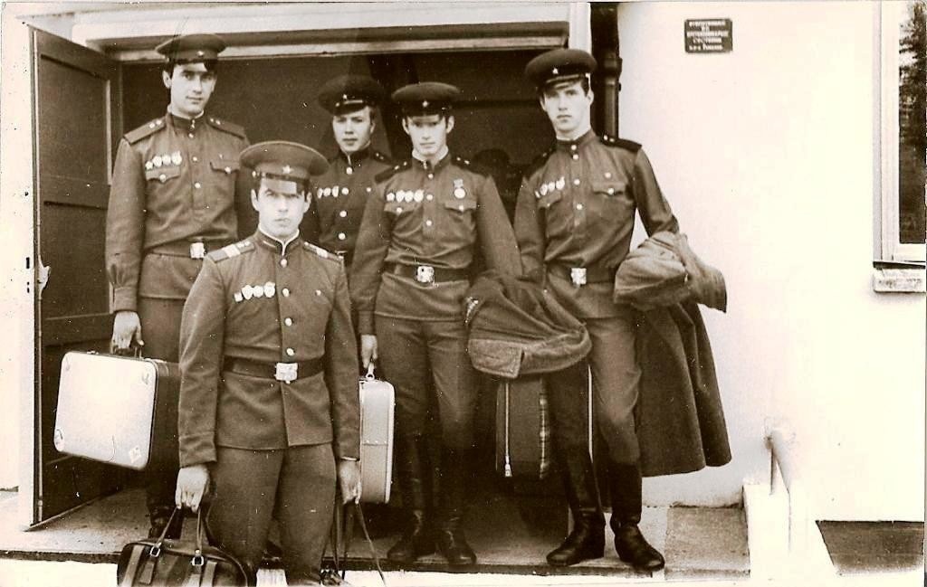 Дембеля 60-ых...