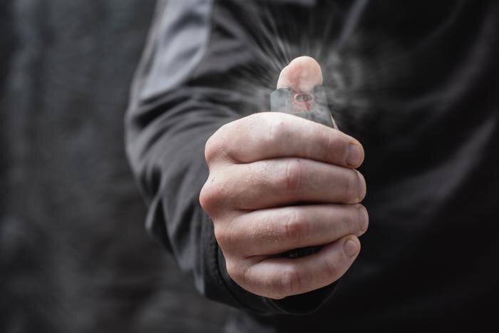 Обложка © Shutterstock / FOTODOM / VADZIM SHUBICH