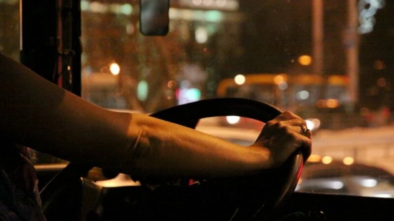     Водитель автобуса. Михаил Хаустов