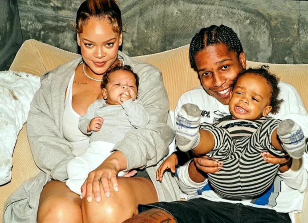    Избранник Рианны сделал редкое заявление об их детях