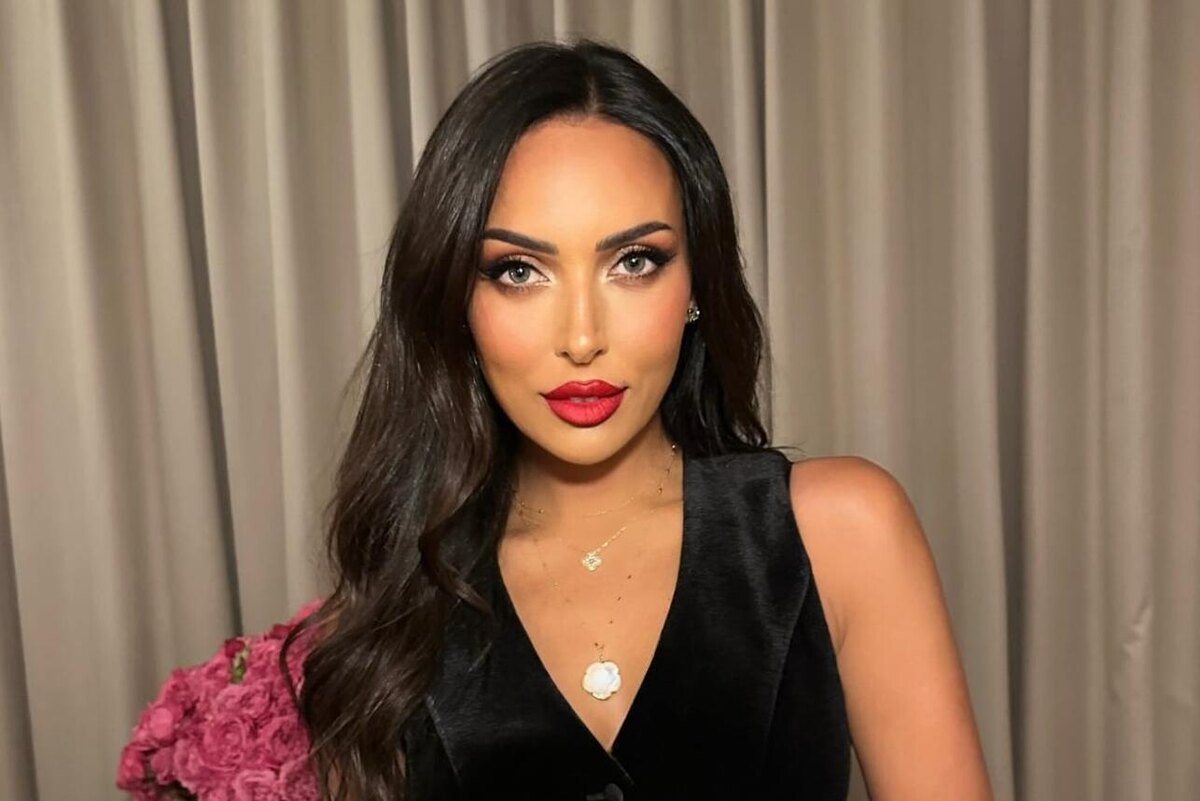    Певица Алсу Социальные сети