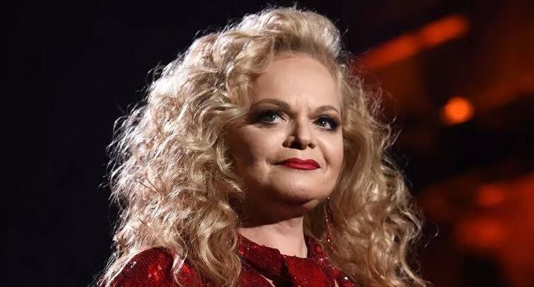 Слава, наставничество и конфликт на всю страну: история Ларисы Долиной