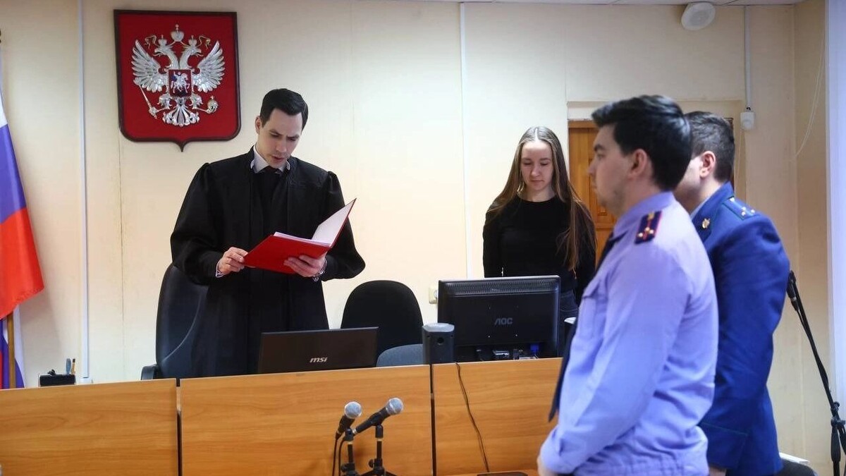    Нападавший был задержан и доставлен в суд   пресс-служба прокуратуры по Свердловской области