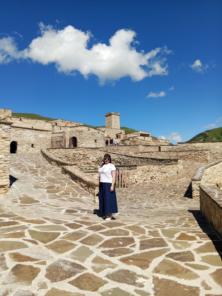 Галина Марусева в городе Хой.