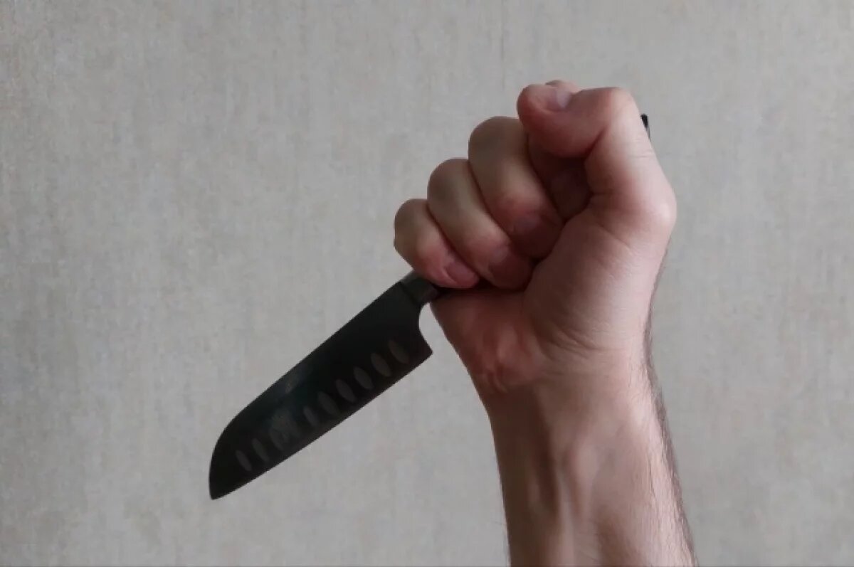    Мужчина в Дагестане пырнул ножом строителя во время пьяной ссоры