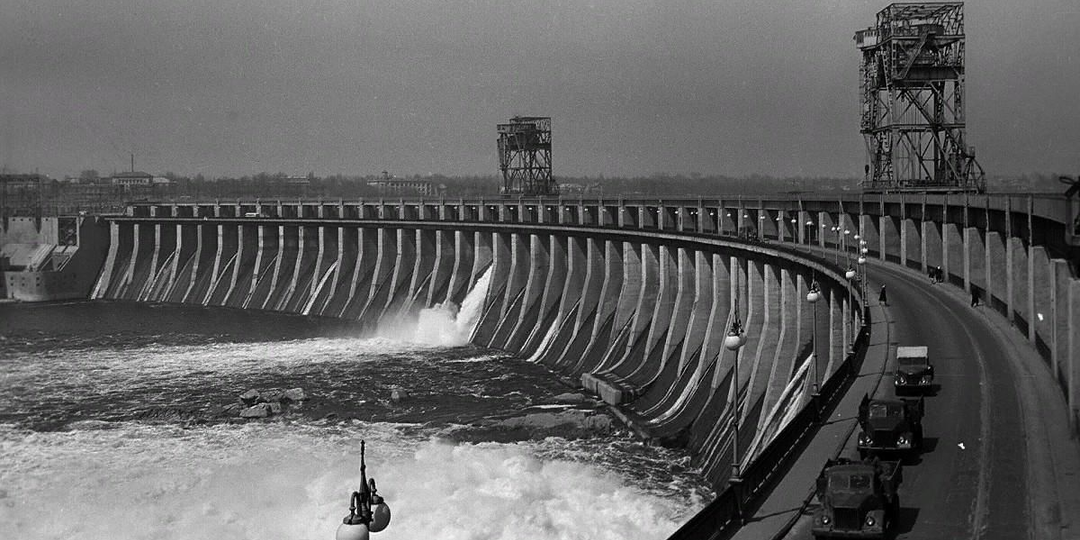 ДнепроГЭС: как СССР построил крупнейшую ГЭС Европы за 5 лет