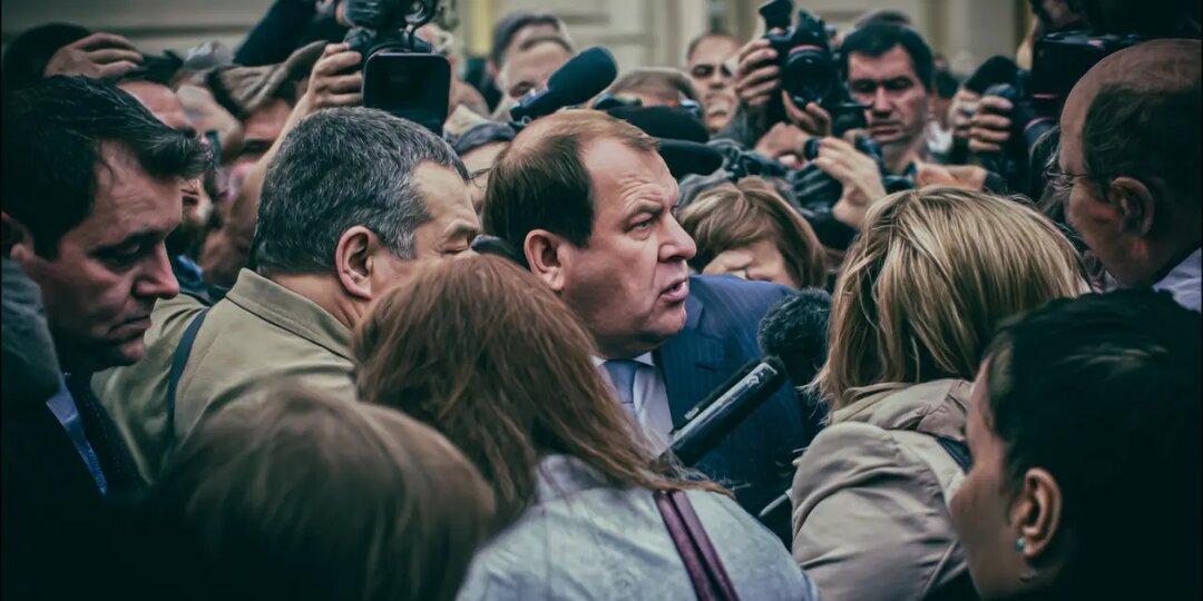 Неловкие кадры из Госдумы испугали депутатов: Были приняты меры. Володин подтвердил: "Мы не стебёмся"