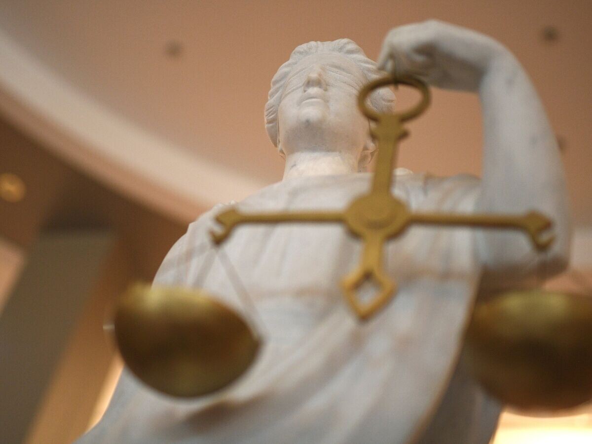    Статуя Фемиды в суде© РИА Новости . Владимир Астапкович