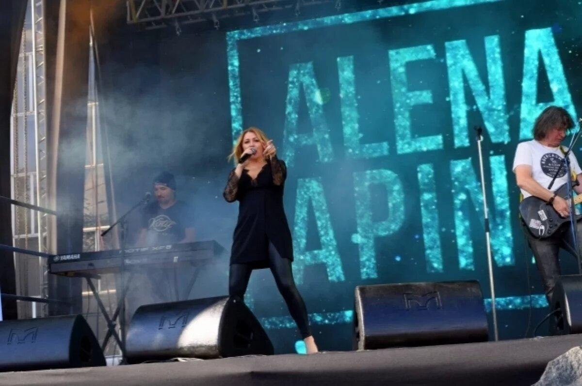    Алёна Апина раскрыла, как в 61 год сохраняет форму и уверенность