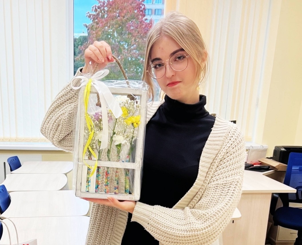    Афина Симеонидис преподавала английский языкСоцсети Афины Симеонидис