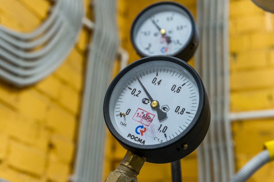    Перерасчет коснется примерно 200 многоквартирных домов Олег ЗОЛОТО