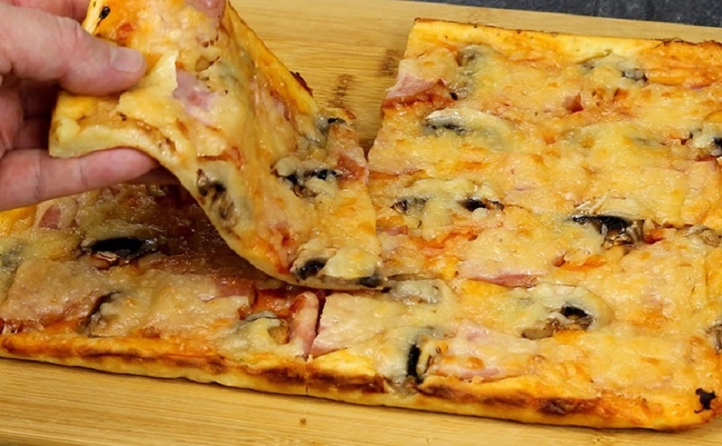 Заливная пицца на кефире: семейный рецепт быстрых удовольствий