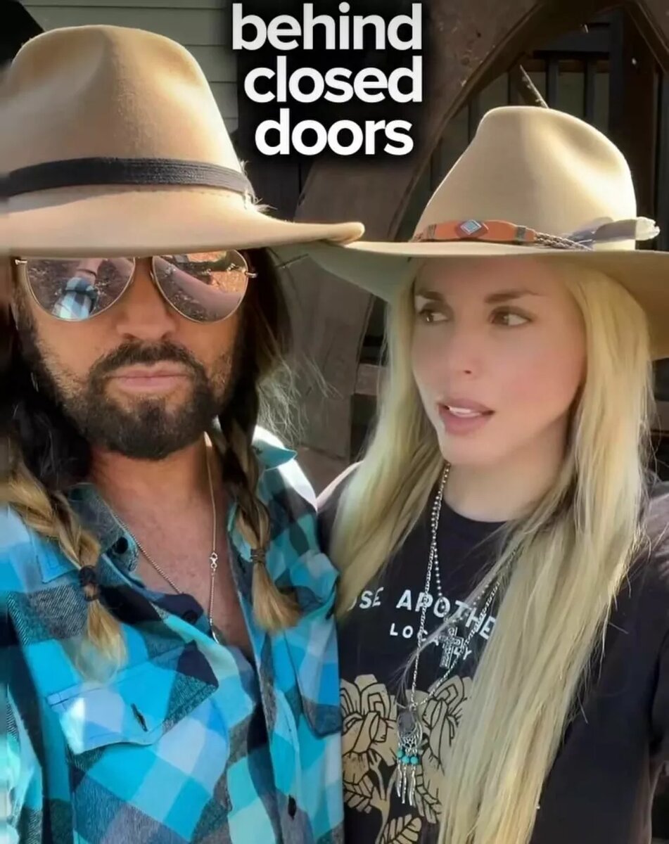 Билли и Файероуз📷
