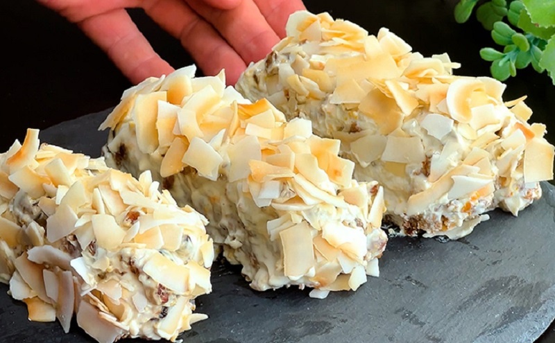 Домашние пирожные из овсянки: десерт с отсылкой к высокой кухне и абсолютной пользой