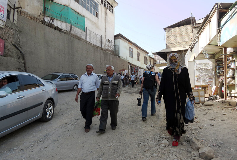 Ошский базар. Как выглядит некогда крупнейший рынок бывшего Союза?
