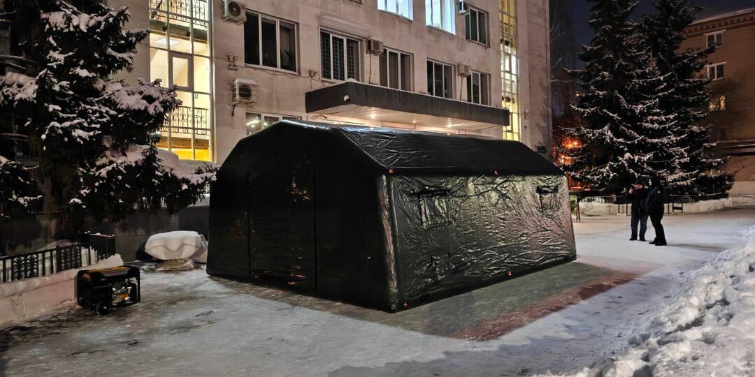 В Челябинске открыли два мобильных пункта обогрева на фоне морозов