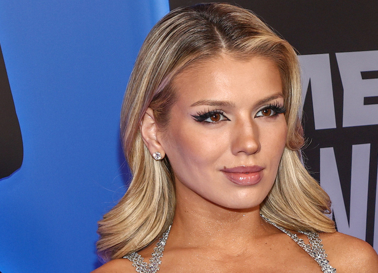     Люся Чеботина