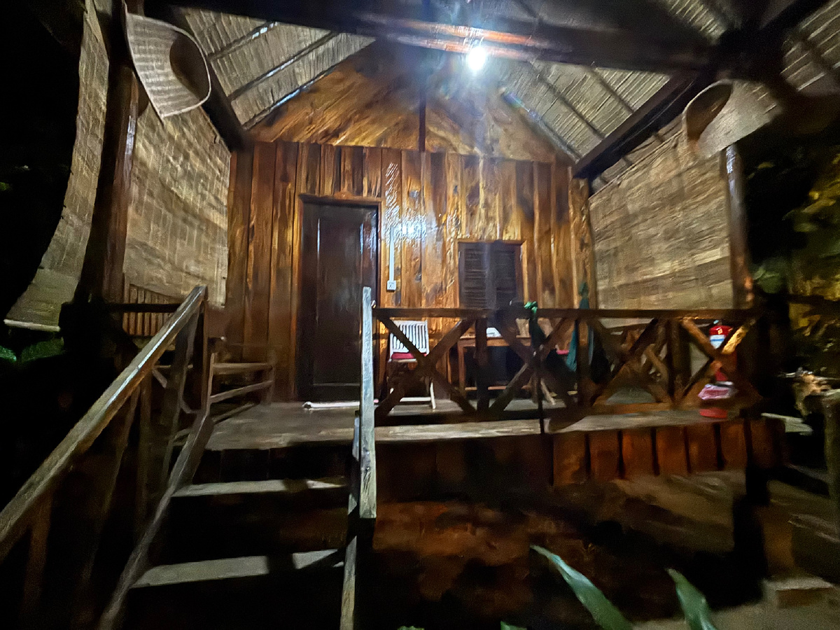 Вот так выглядит мой пляжный компромисс: бунгало у Сиамского залива