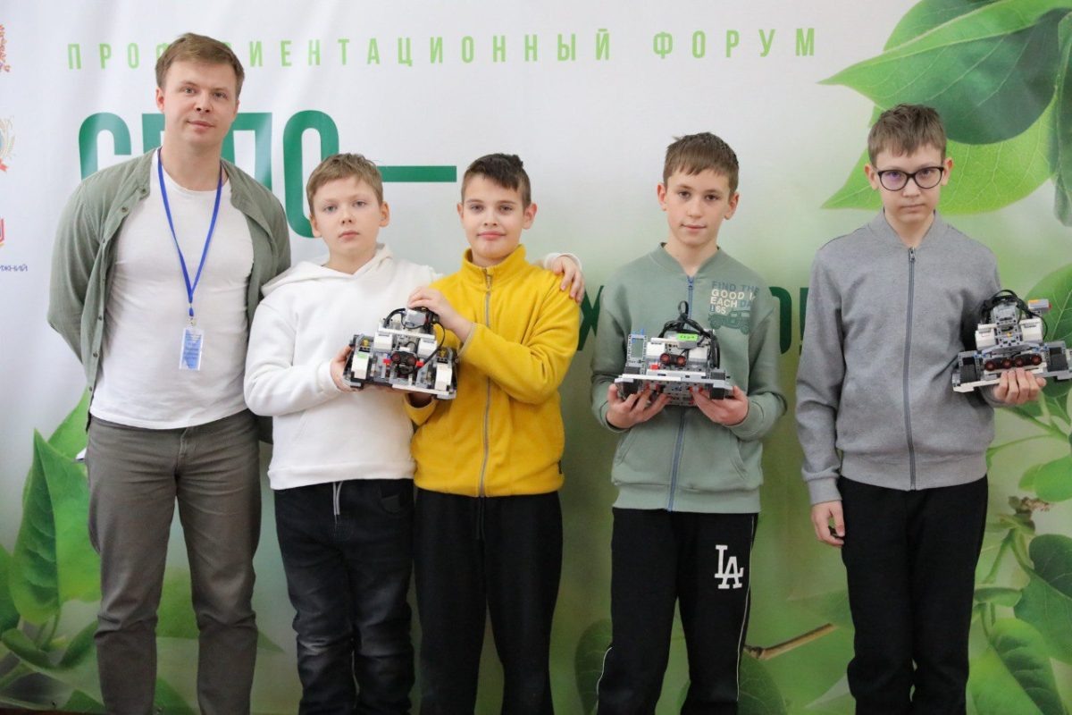    В Нижегородской области стартовал 12‑й турнир по робототехнике для детей