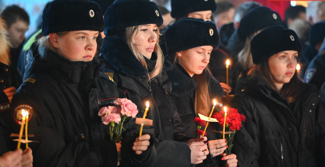 Прощание с Ириной Красильниковой: в Сыктывкаре проводили в последний путь сотрудницу полиции, погибшую при ЧП в учебном центре