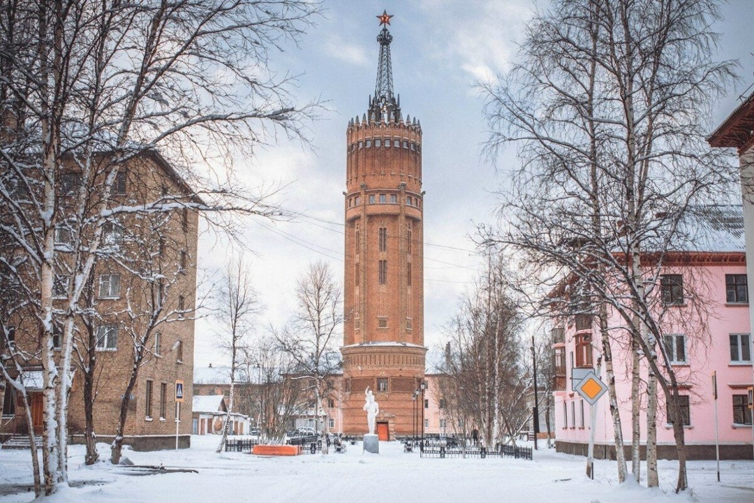 Музей. Водонапорная башня. Инта