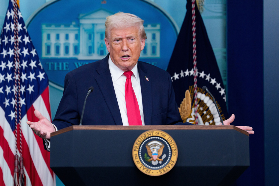    Aaron Schwartz — Pool via CNP/Consolidated News Photos/Global Look Press