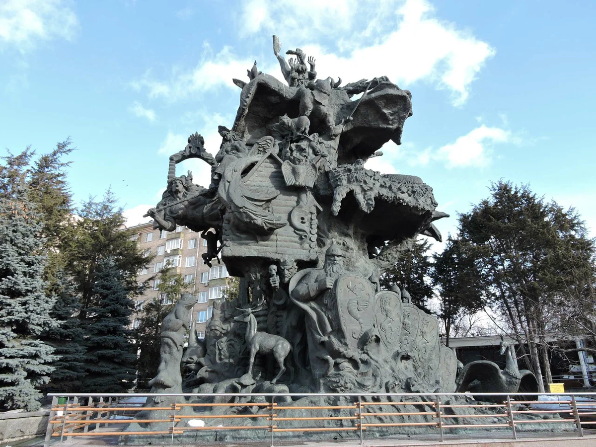 Источник: https://yandex.ru/maps/org/derevo_skazok/10572906021/features/?ll=37.562115%2C55.760224&z=12