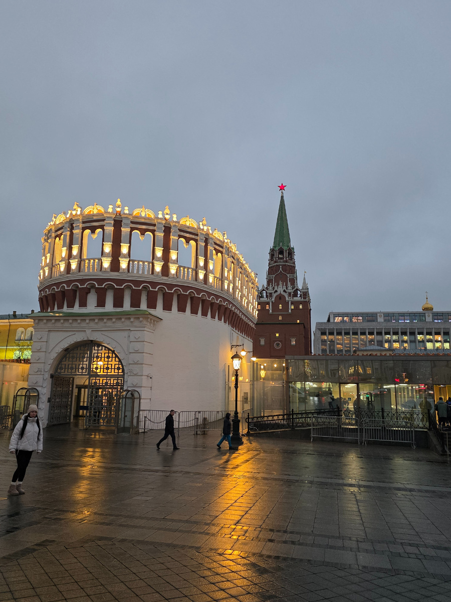 Московский Кремль. Кутафья башня