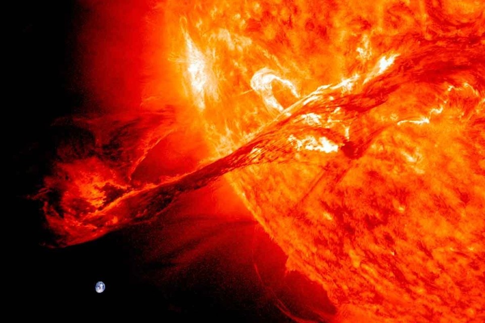    Солнце, как правило, ласковое, но на пакости способно. Фото: Digital Images Studio/Shutterstock/Fotodom