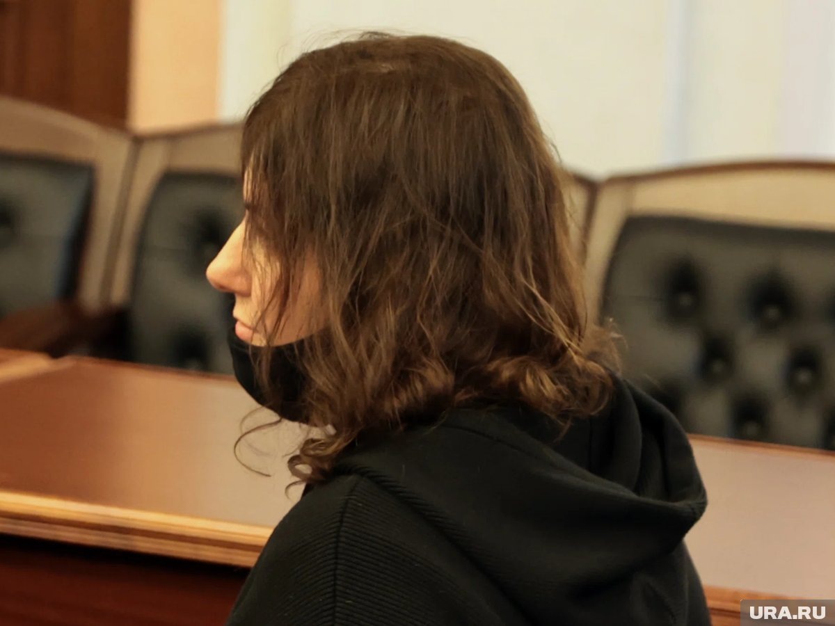     Полина Лурье сменила замки в квартире