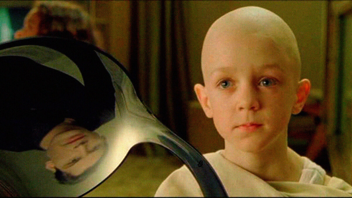 Кадр из фильма "Матрица" - ложки нет...